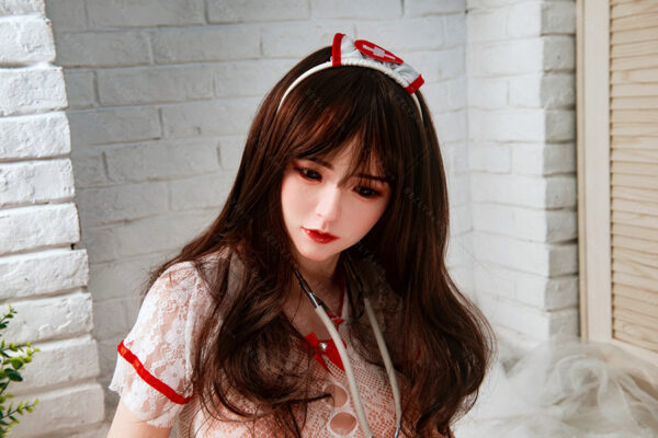 schöne Krankenschwester sex doll