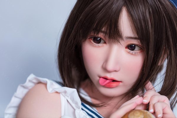 verspielte lebendige sexdoll