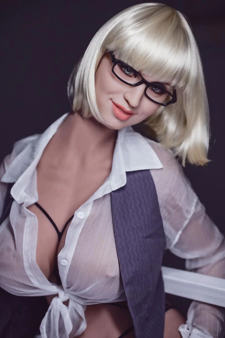 Elegante Sexpuppe mit Augen