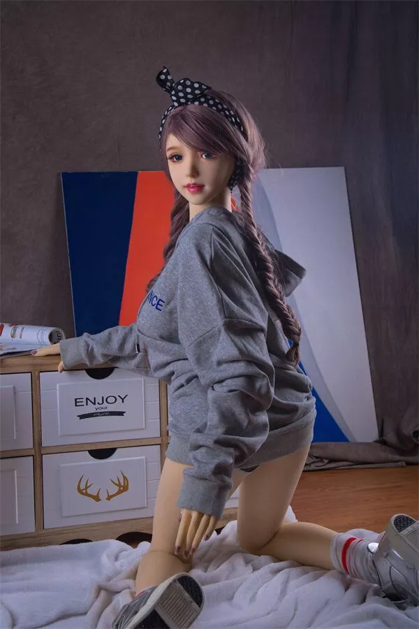 Teen Realistic sex doll