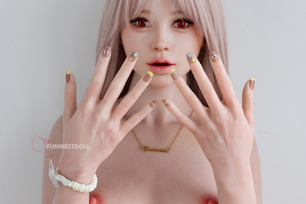 Lovedoll Lisandra mit beweglichen Fingern
