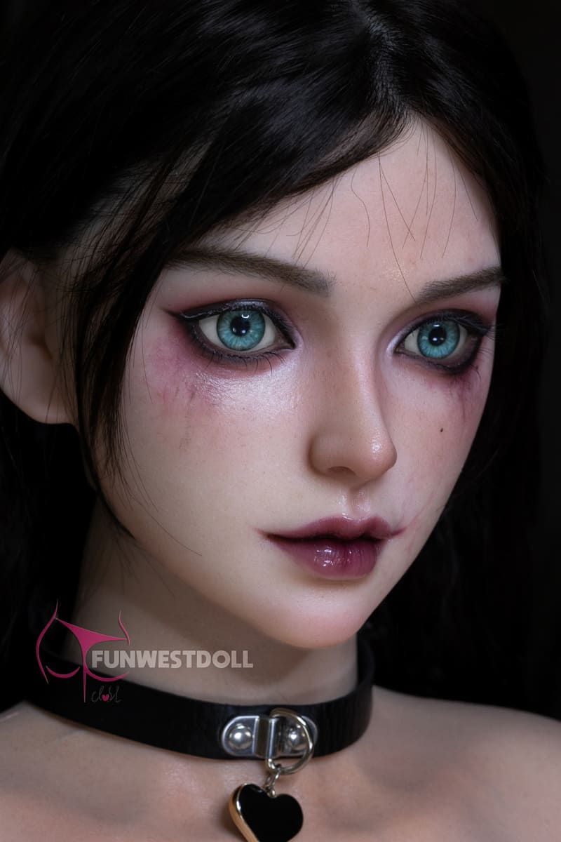sex doll mit frechen Details
