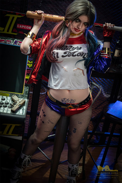love doll und Waffen