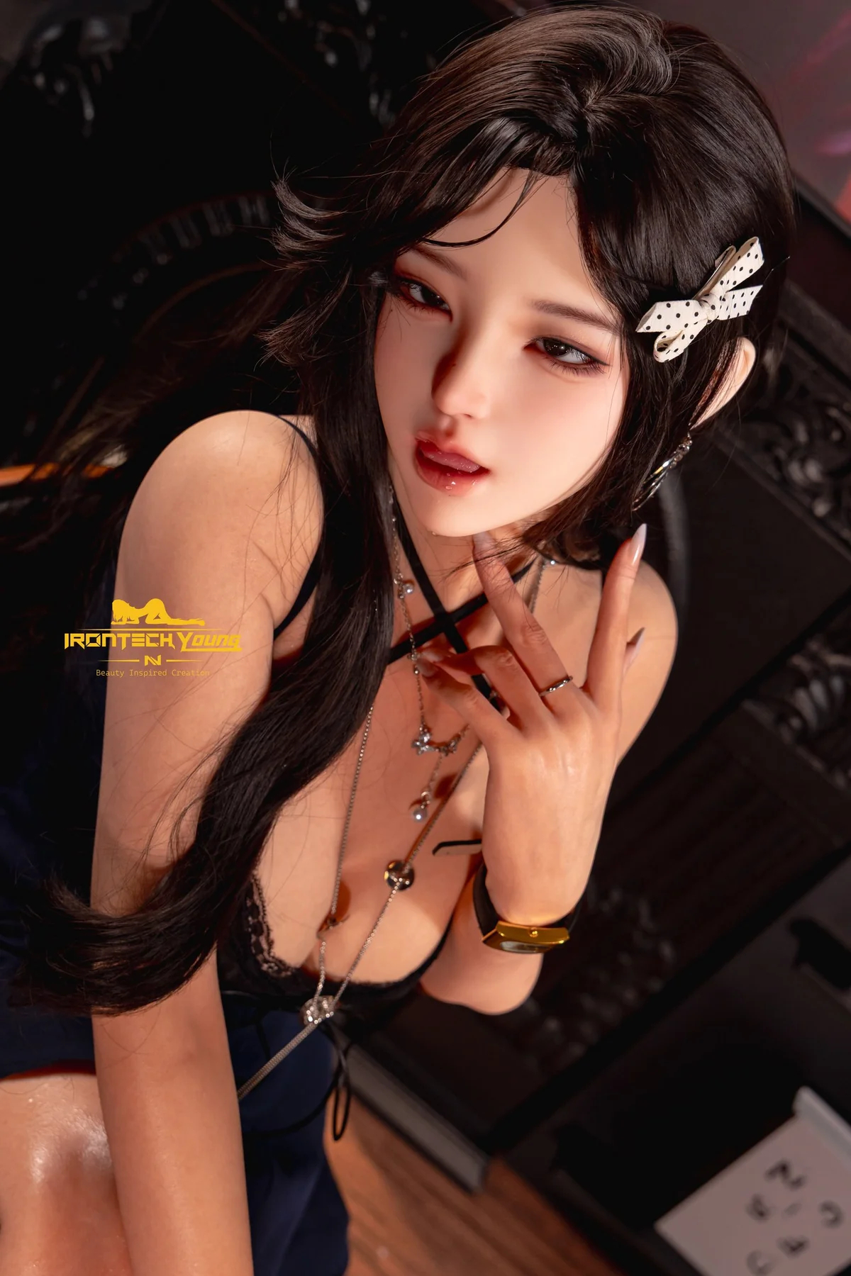 Freche lebensechte und bezaubernde Sex doll