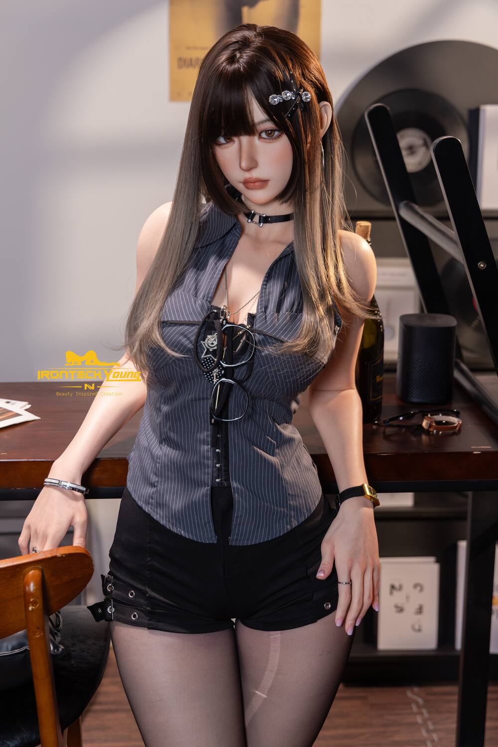 Chloe: 166cm Unangepasst samtfinster reizspröde Irontech silikon Sex doll