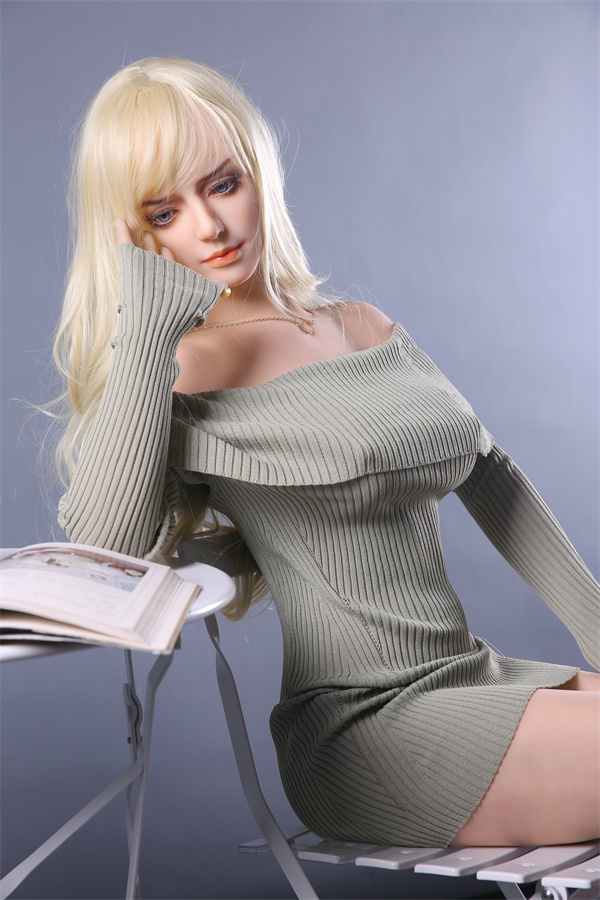 blonde Realistic sex doll