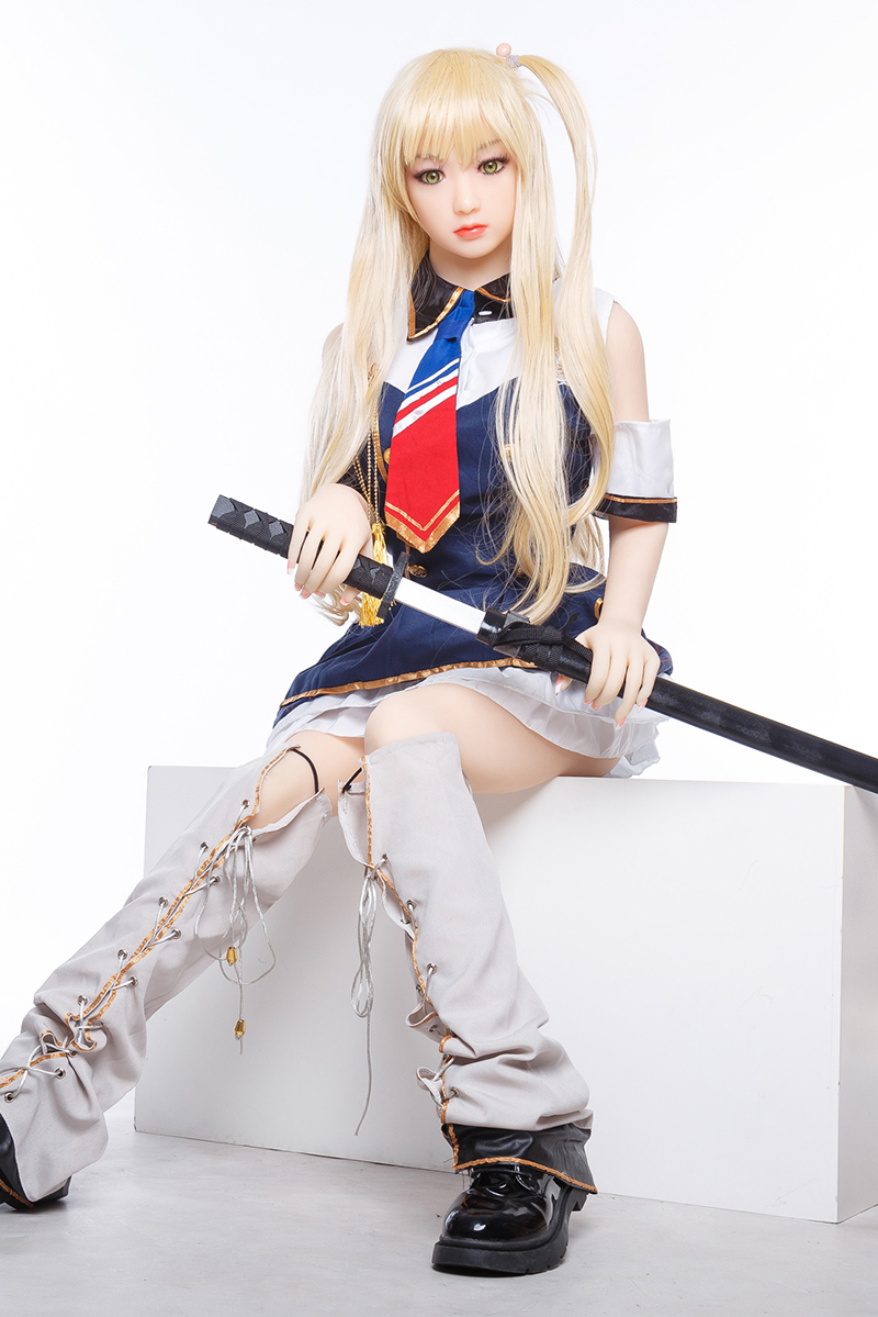 attraktiver love doll