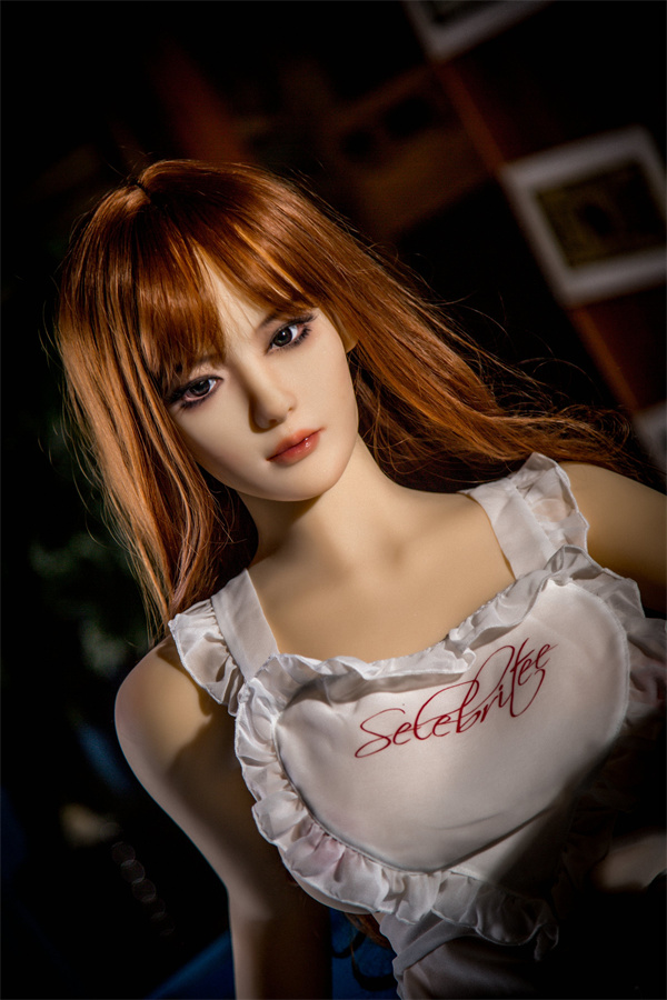 Lebensechte sex doll