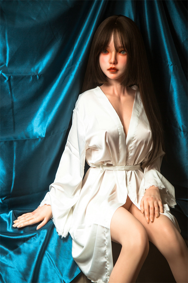 Teen promi Love doll