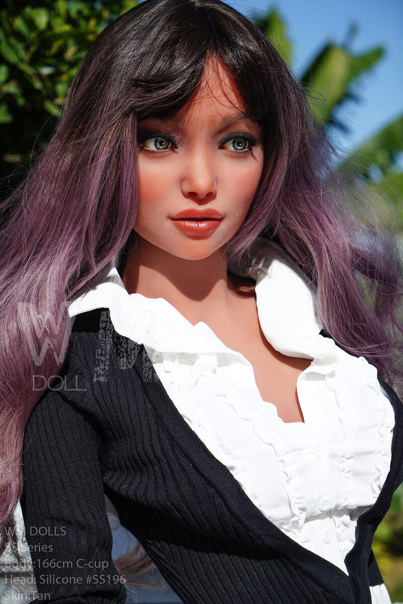 Sexpuppe Zelma | Lila Haare Liebespuppe