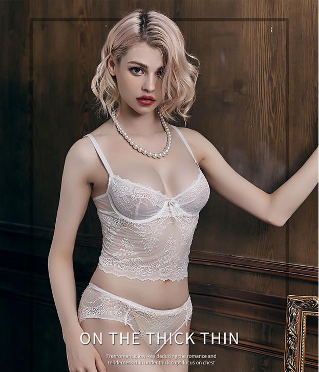 sexpuppe transparente Unterwäsche