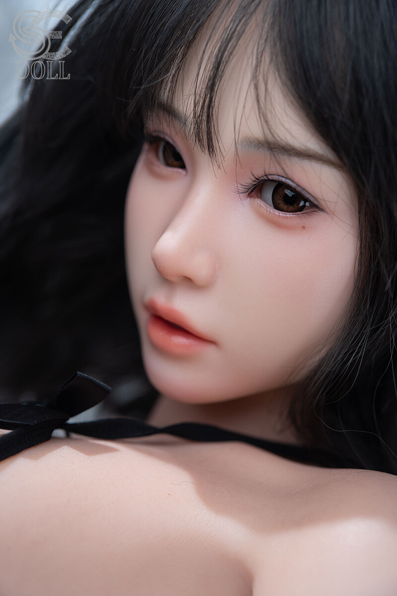 Love doll Gesicht realistische Augen