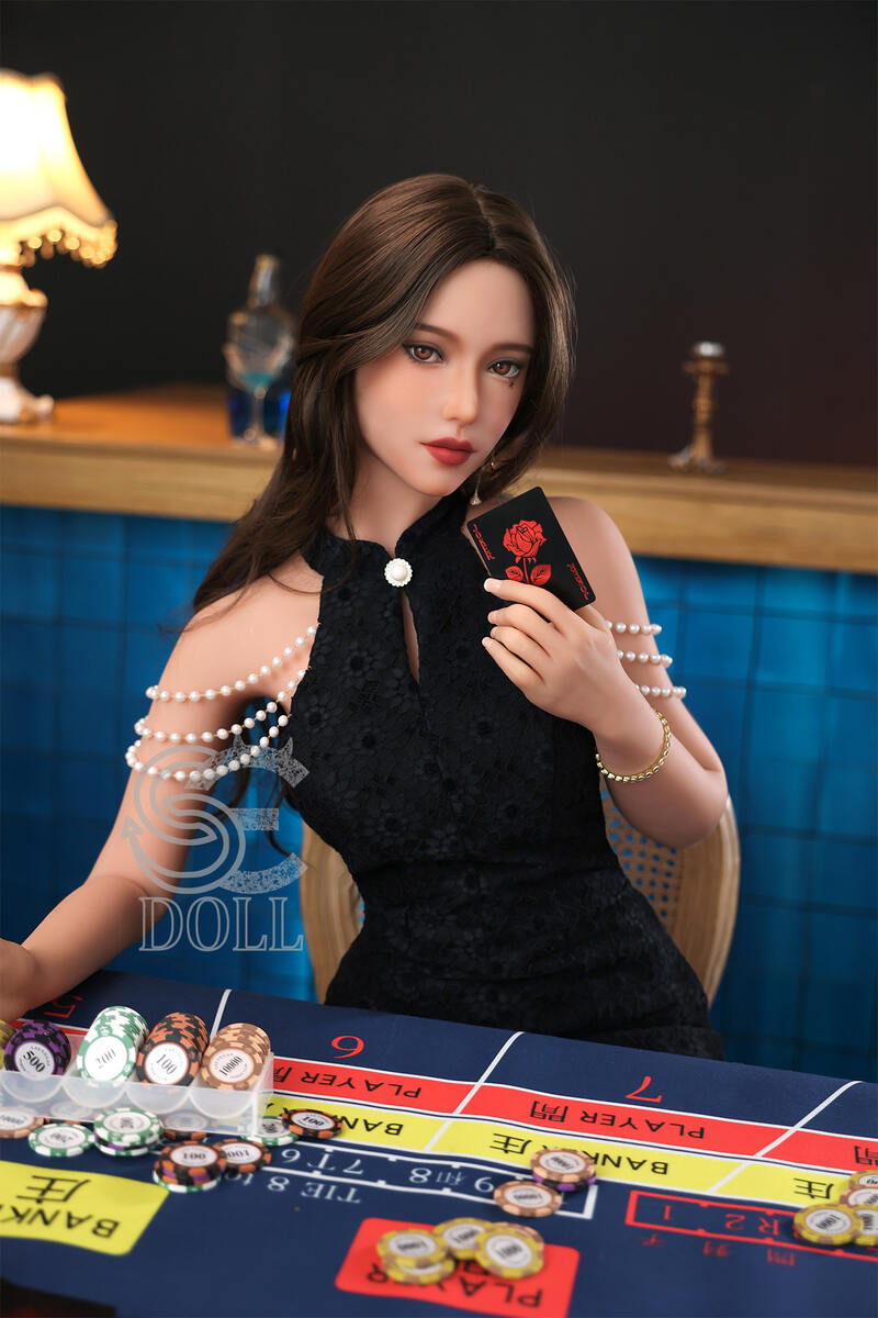 Poker-versierte sexpuppoe